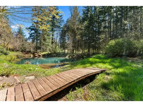 21825 S Lewellen Road Beavercreek OR 97004