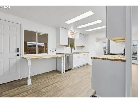 17041 SW Eldorado Drive Portland OR 97224