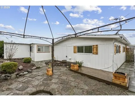 17041 SW Eldorado Drive Portland OR 97224