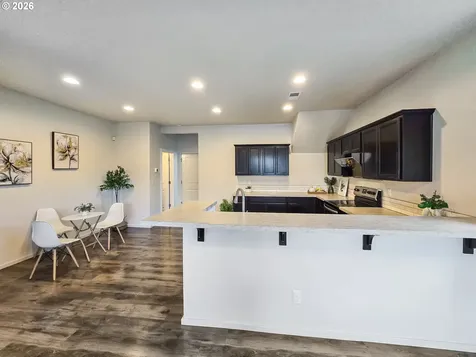 2220 SE 16th Street Gresham OR 97080