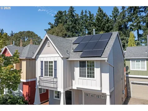995 SE Albertine Street Hillsboro OR 97123