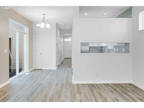995 SE Albertine Street Hillsboro OR 97123