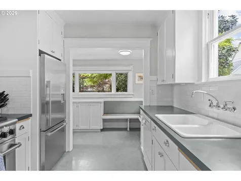 3217 NE 32nd Avenue Portland OR 97212
