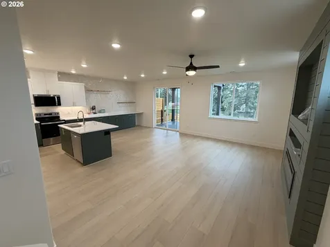 16073 Barlow Trail Lane Oregon City OR 97045