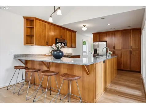 4127 SW 52nd Avenue Portland OR 97221
