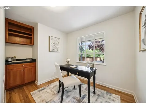 4127 SW 52nd Avenue Portland OR 97221