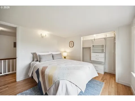 4127 SW 52nd Avenue Portland OR 97221