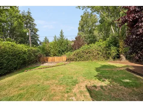 4127 SW 52nd Avenue Portland OR 97221