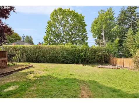 4127 SW 52nd Avenue Portland OR 97221
