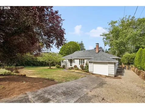 4127 SW 52nd Avenue Portland OR 97221