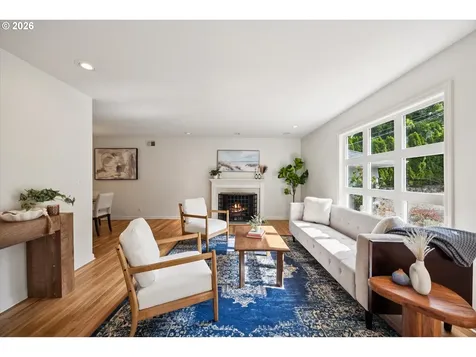 4127 SW 52nd Avenue Portland OR 97221