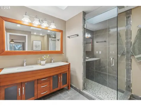 16160 Hunter Avenue Oregon City OR 97045