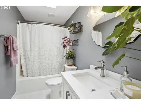 16160 Hunter Avenue Oregon City OR 97045