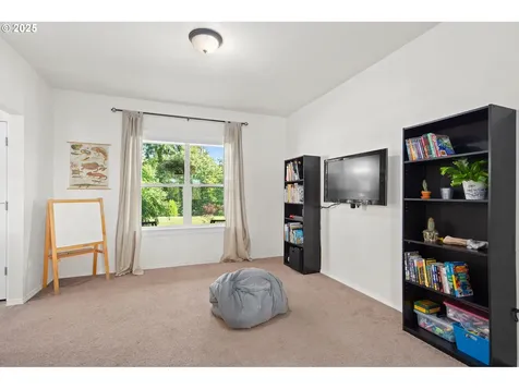 233 Powder Hill Drive Kalama WA 98625