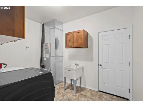 233 Powder Hill Drive Kalama WA 98625