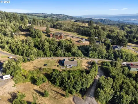 233 Powder Hill Drive Kalama WA 98625