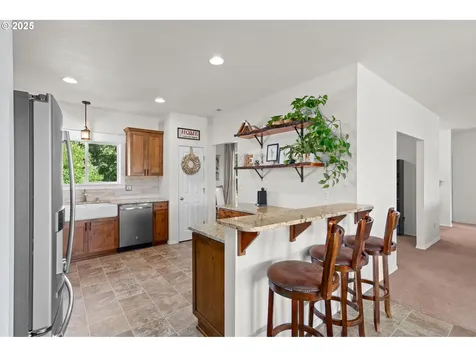 233 Powder Hill Drive Kalama WA 98625