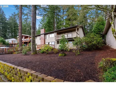 136 Del Prado Street Lake Oswego OR 97035