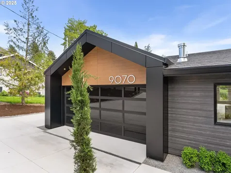 9070 NW Lovejoy Street Portland OR 97229