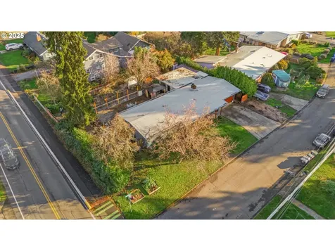 1487 Barton Street Eugene OR 97404