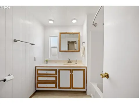 34956 Seavey Loop Road Eugene OR 97405