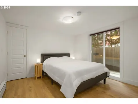 612 SE 16th Avenue Portland OR 97214