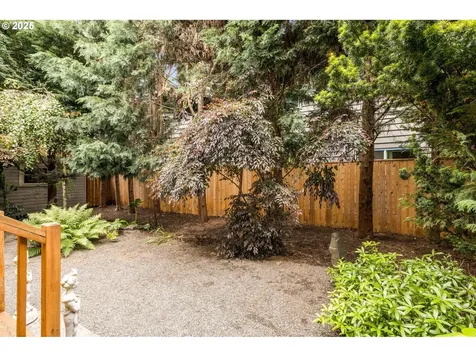 612 SE 16th Avenue Portland OR 97214