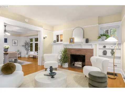 612 SE 16th Avenue Portland OR 97214