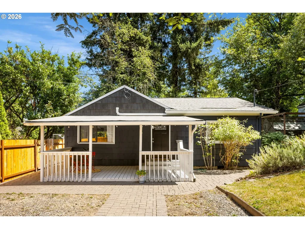 9106 SW Capitol Highway Portland OR 97219