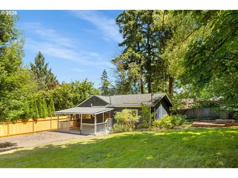 9106 SW Capitol Highway Portland OR 97219