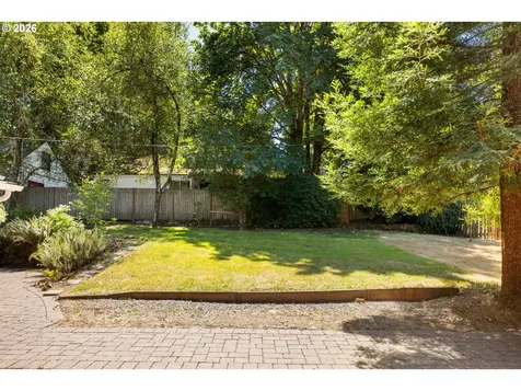 9106 SW Capitol Highway Portland OR 97219