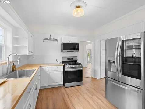 204 S Main Street Newberg OR 97132