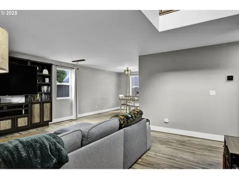 33093 Conser Place Tangent OR 97389