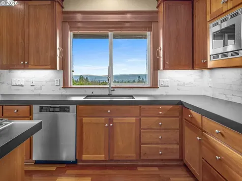 1815 NW Rosefinch Lane Portland OR 97229