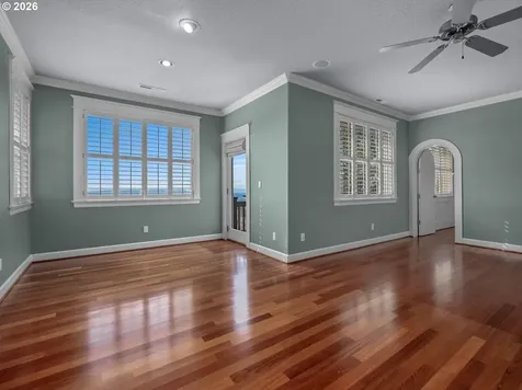 1815 NW Rosefinch Lane Portland OR 97229