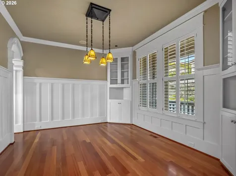 1815 NW Rosefinch Lane Portland OR 97229