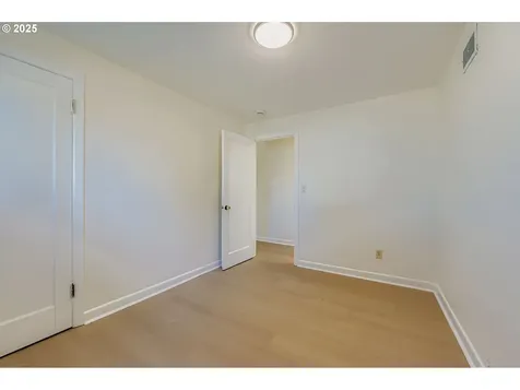 450 NE 103rd Avenue Portland OR 97220