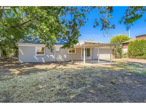450 NE 103rd Avenue Portland OR 97220