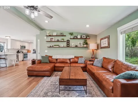 19285 S Lyons Road Oregon City OR 97045