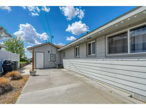 808 SE 6th Street Pendleton OR 97801