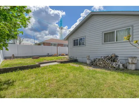 808 SE 6th Street Pendleton OR 97801