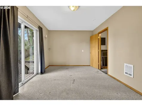 4934 SW 1st Avenue Portland OR 97239