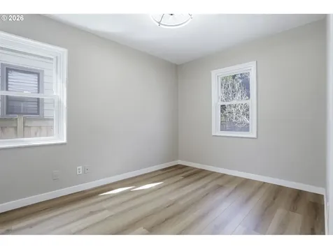 1775 NE Holman Street Portland OR 97211