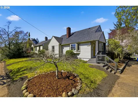 1775 NE Holman Street Portland OR 97211