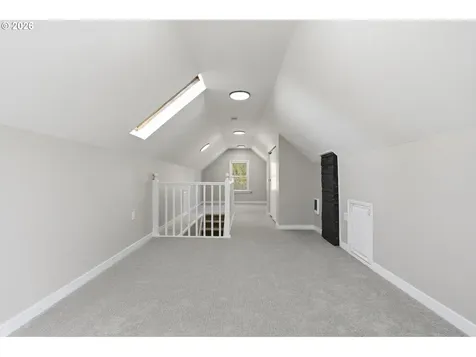 1775 NE Holman Street Portland OR 97211