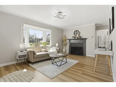 1775 NE Holman Street Portland OR 97211