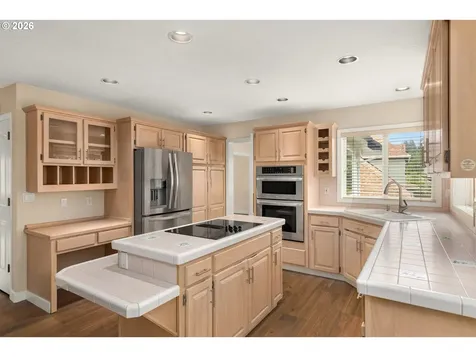 12084 SE Sovereign Drive Happy Valley OR 97086