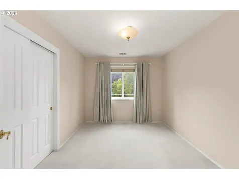 12084 SE Sovereign Drive Happy Valley OR 97086