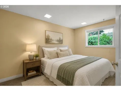 9588 SW Frewing Court Portland OR 97223