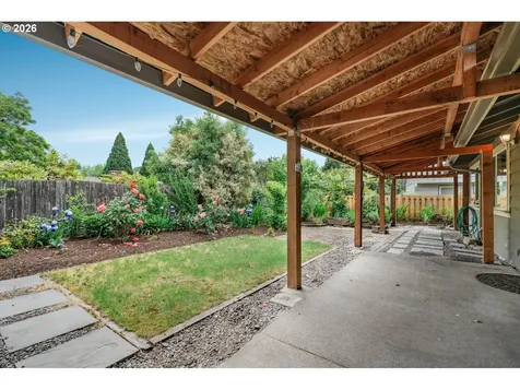 9588 SW Frewing Court Portland OR 97223